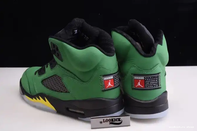 5 Oregon SE Air Ducks CK6631-307 Jordan 0625